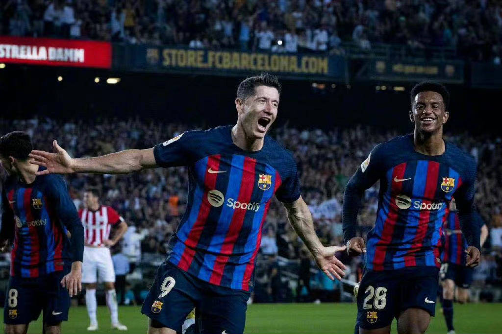 关于西甲硬碰硬，比分1-1，比赛中场控制力强，关键球员传球成功率超90%的信息