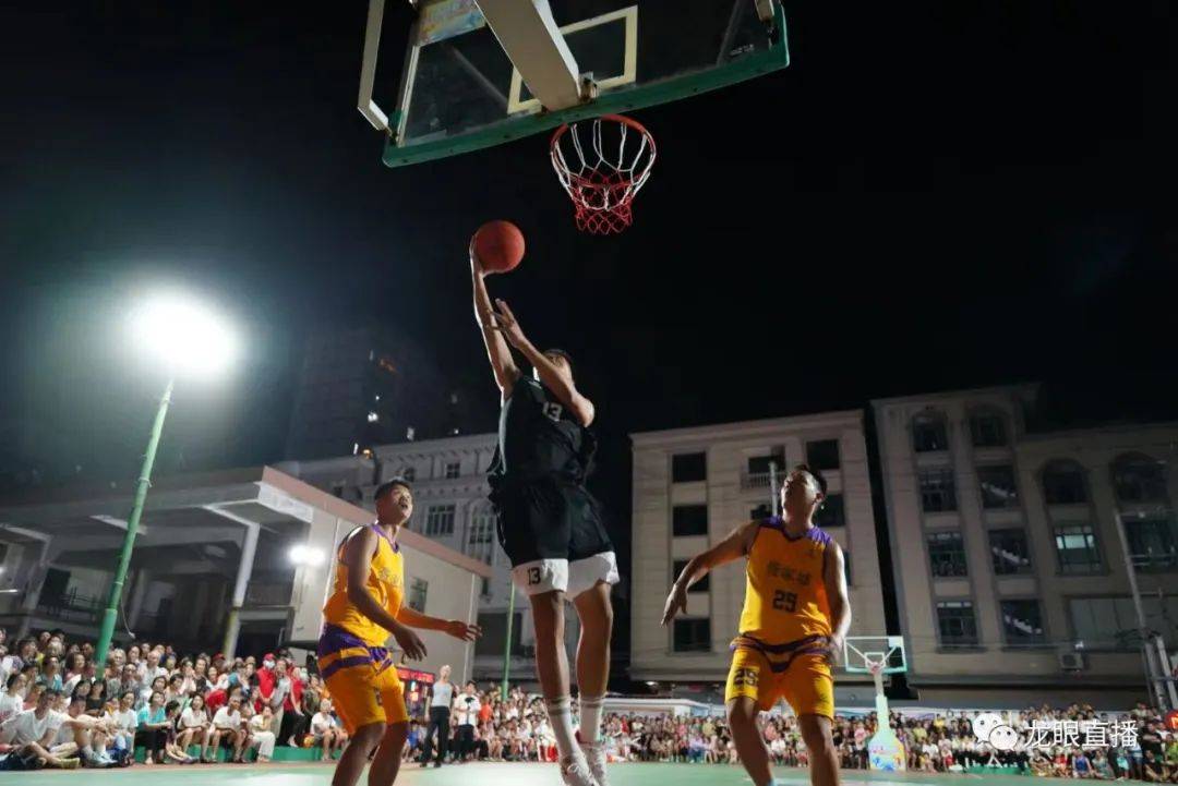 中国米兰官方-包含意甲赛场外文化盛宴，吸引多元粉丝群体的词条