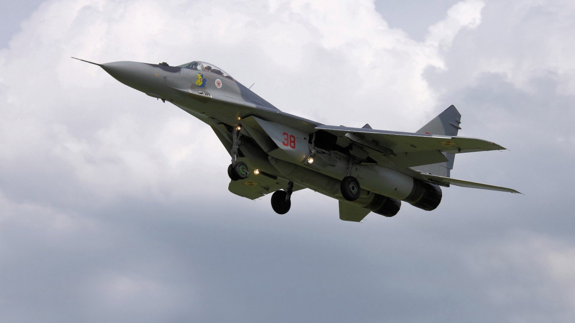 米兰体育入口-_马刺坚持磨练，逐步实现突破_，马刺打法