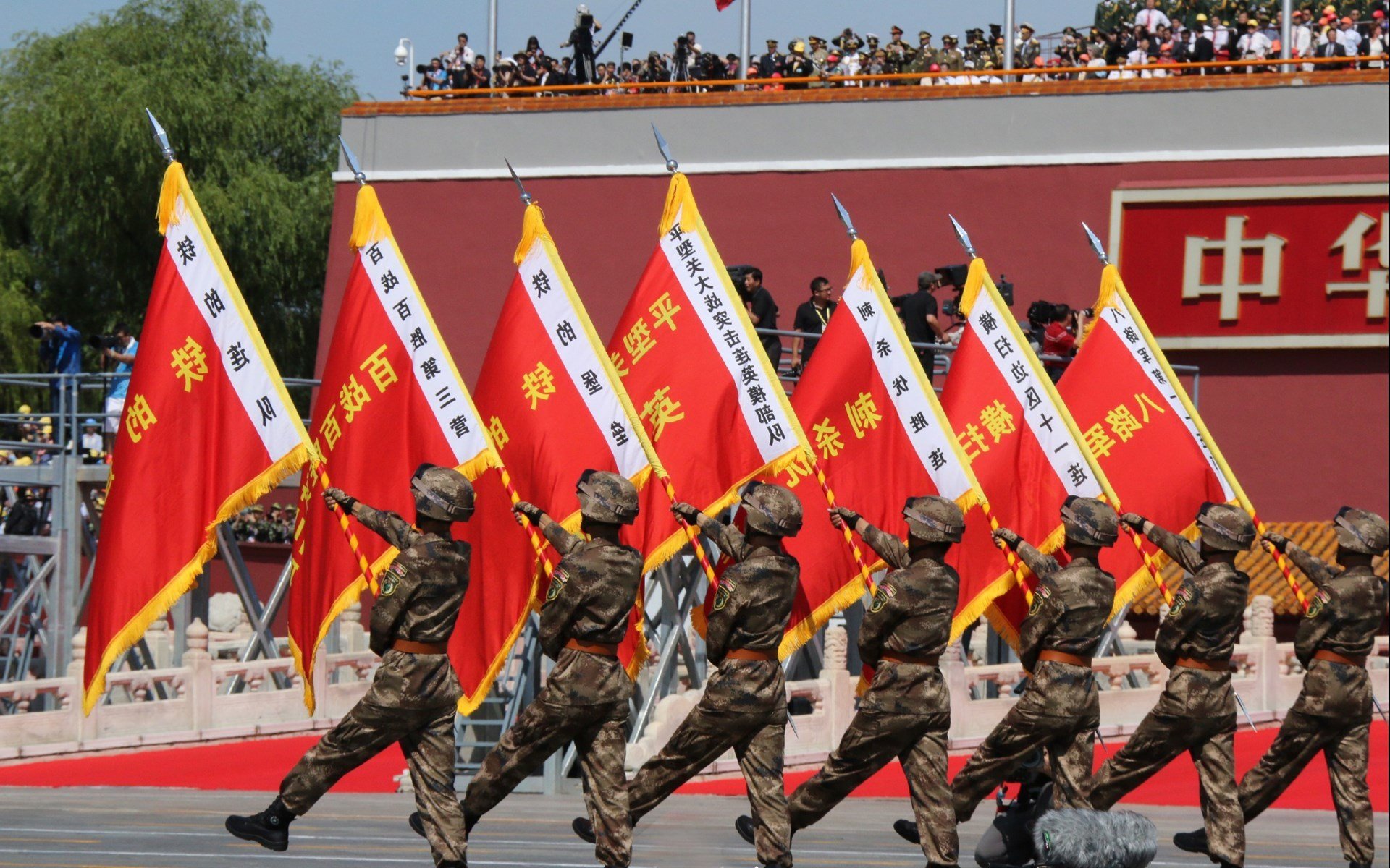 鹈鹕强势崛起连胜继续,鹈鹕战术