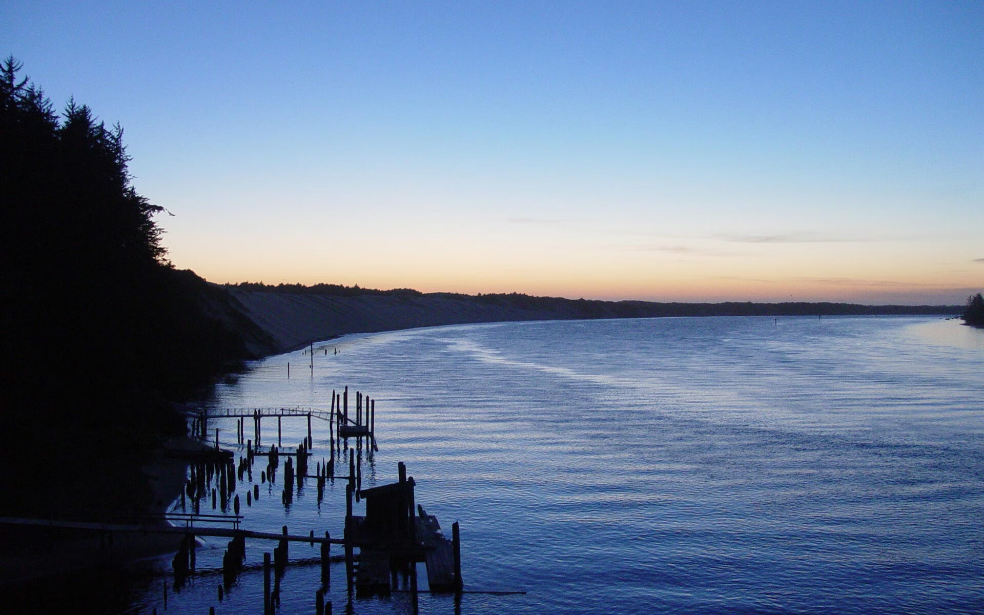 ac米兰官方网站-年轻球星崛起，英格兰未来可期，英格兰队年轻